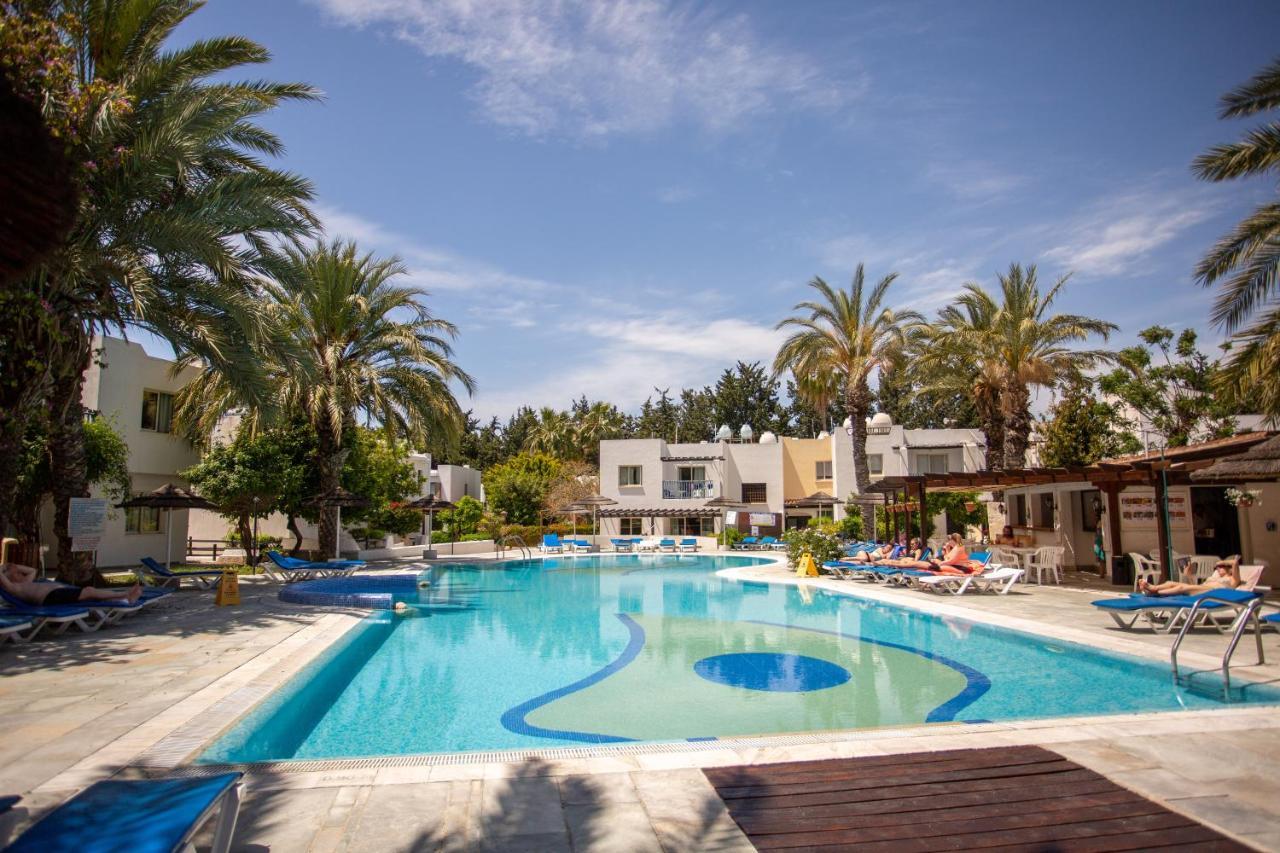 Always Welcome! Near Beach, Cml Swimming Pool Paphos Esterno foto